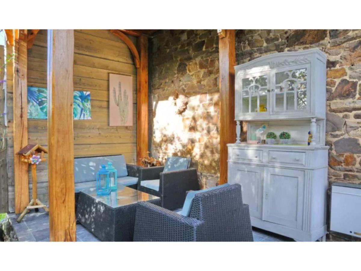 Stone-Built Holiday Home In Werpin With Garden Zewnętrze zdjęcie